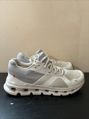 On Cloudrunner men’s running shoes in a white and frost colorway size 7W